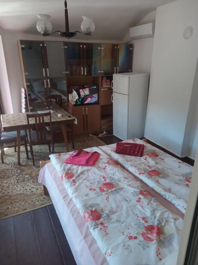 Mercury Guest House Veliko Tarnovo Buitenkant foto