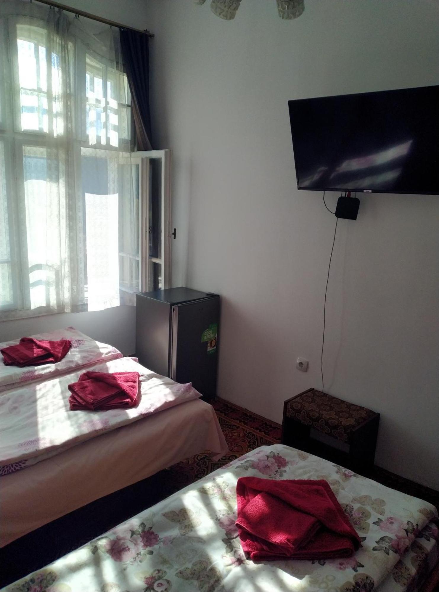 Mercury Guest House Veliko Tarnovo Buitenkant foto