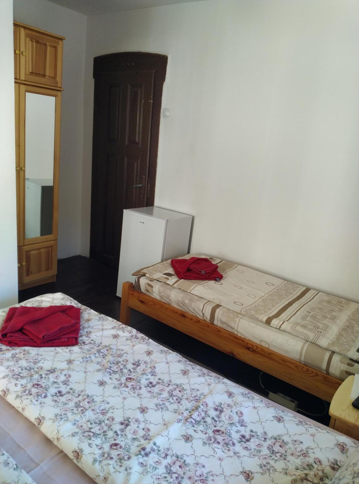 Mercury Guest House Veliko Tarnovo Buitenkant foto