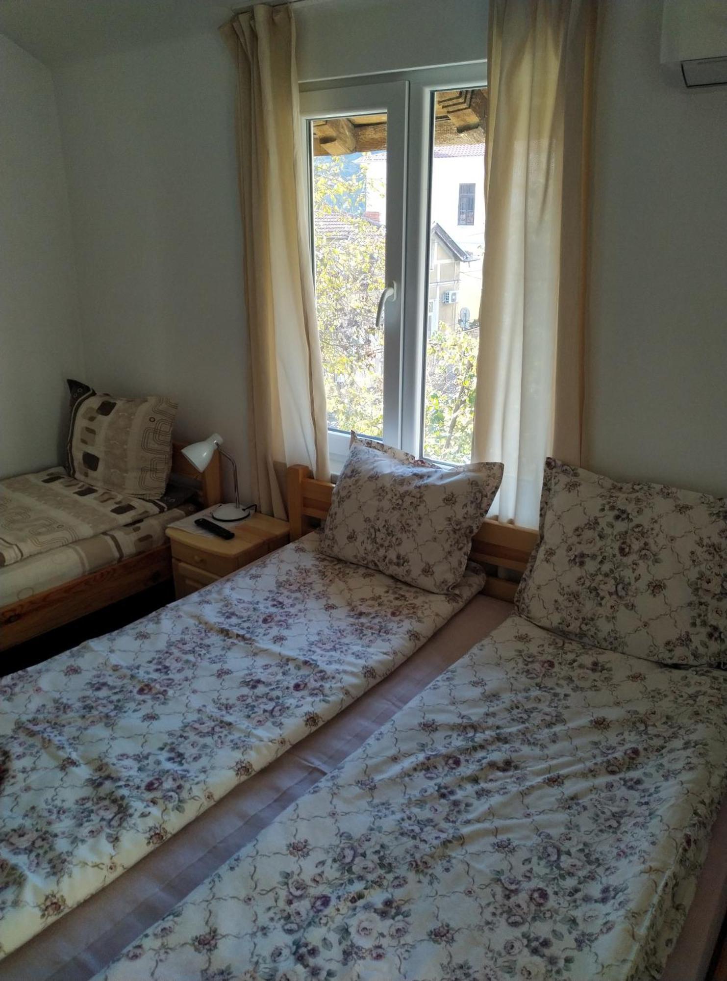 Mercury Guest House Veliko Tarnovo Buitenkant foto
