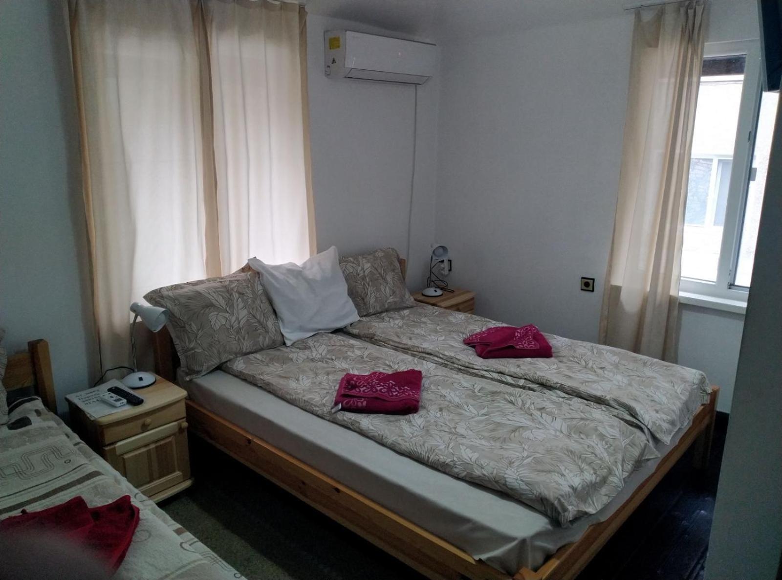 Mercury Guest House Veliko Tarnovo Buitenkant foto